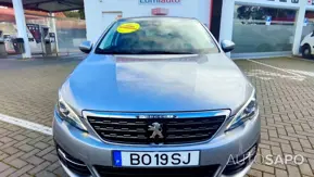 Peugeot 308 1.2 PureTech Allure EAT8 de 2019