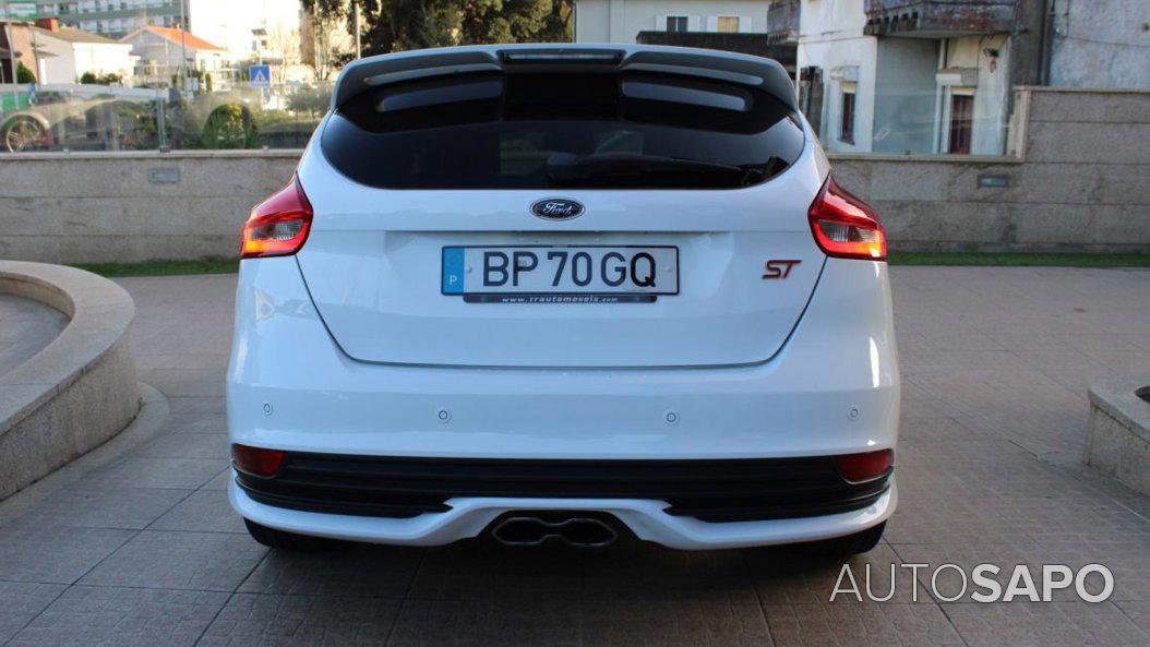 Ford Focus 2.0i ST de 2016