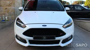 Ford Focus 2.0i ST de 2016