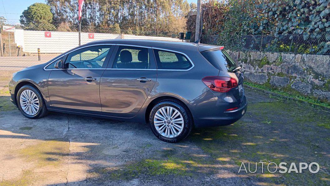 Opel Astra 1.6 CDTi Cosmo S/S de 2014