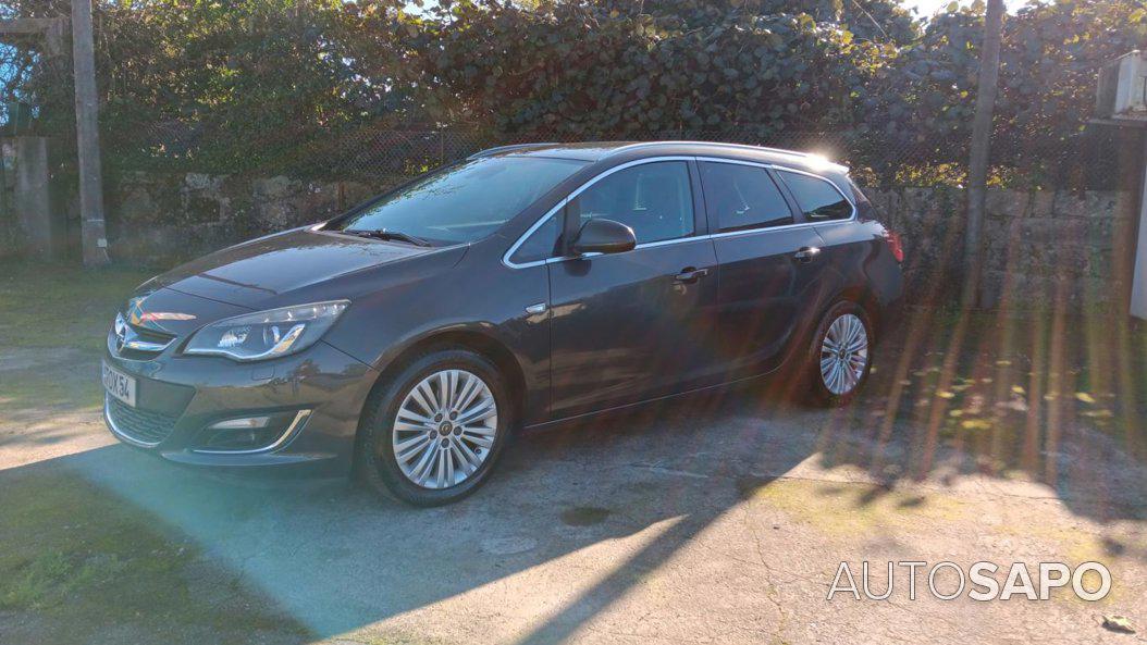 Opel Astra 1.6 CDTi Cosmo S/S de 2014