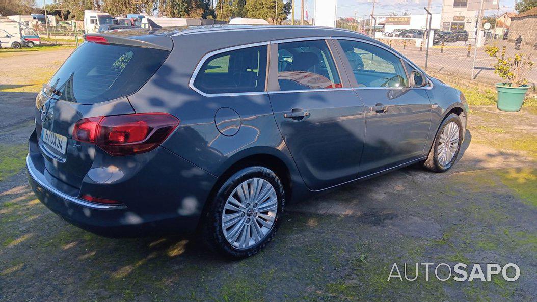 Opel Astra 1.6 CDTi Cosmo S/S de 2014