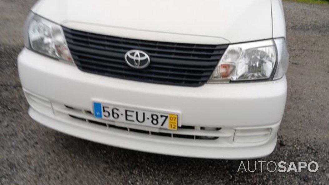 Toyota Hiace 2.4 D LXH22L TA de 2007