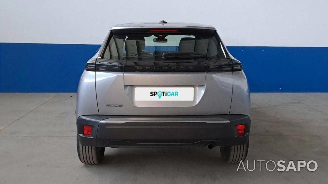 Peugeot 2008 1.2 PureTech Active de 2024