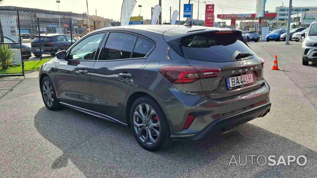 Ford Focus 1.0 EcoBoost MHEV ST-Line X de 2023