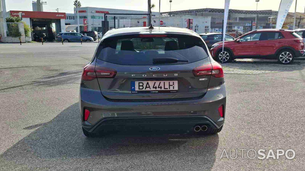 Ford Focus 1.0 EcoBoost MHEV ST-Line X de 2023