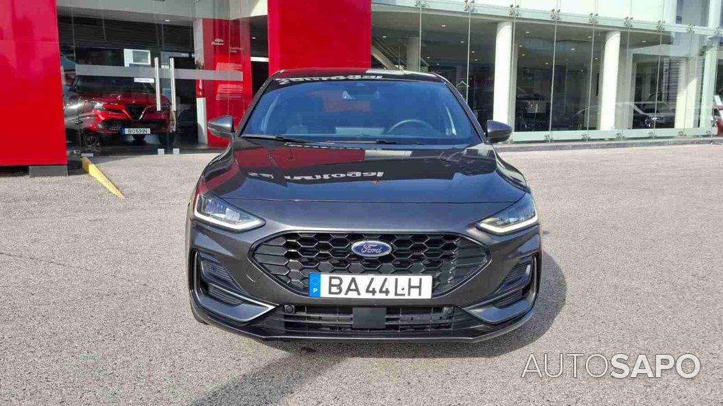 Ford Focus 1.0 EcoBoost MHEV ST-Line X de 2023