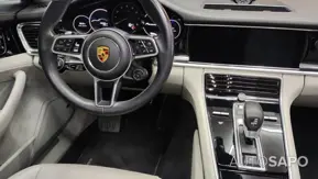 Porsche Panamera 4 de 2020