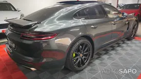 Porsche Panamera 4 de 2020