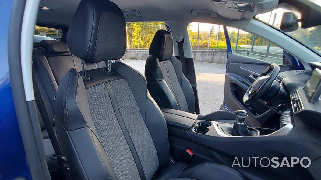 Peugeot 3008 1.5 BlueHDi Allure Pack de 2019