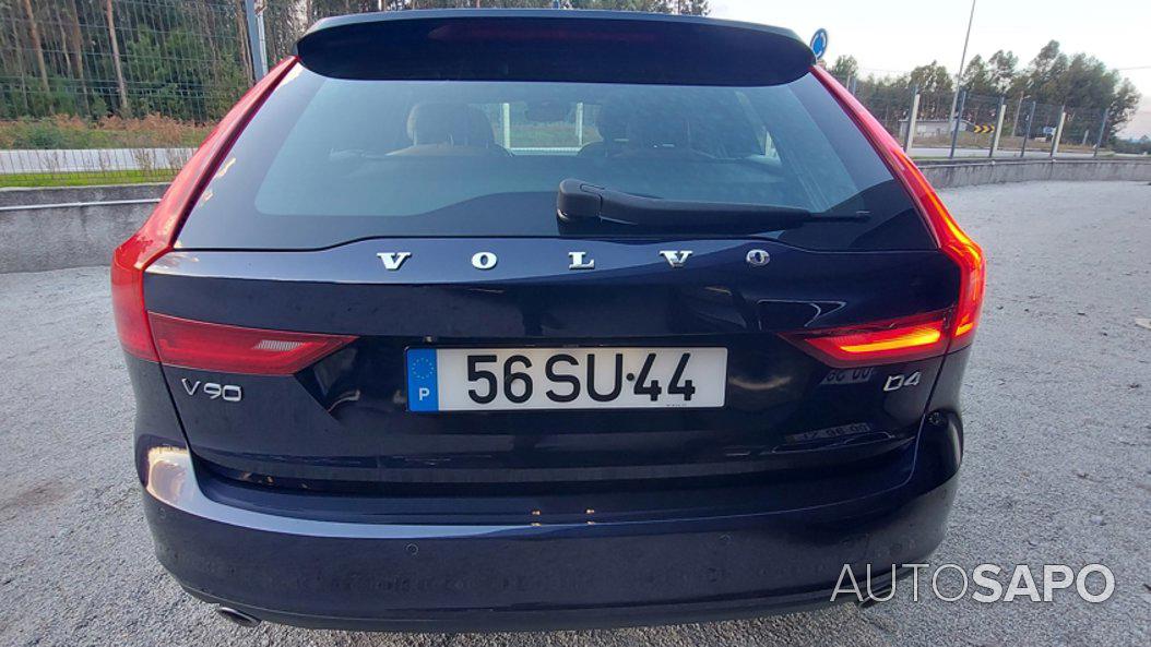 Volvo V90 2.0 D4 Momentum Business Pack Geartronic de 2017