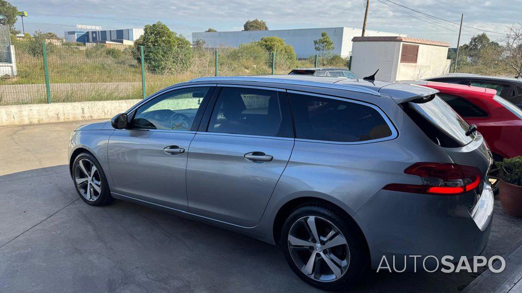 Peugeot 308 1.6 BlueHDi Allure J18 EAT6 de 2015