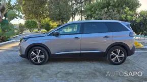 Peugeot 5008 de 2022