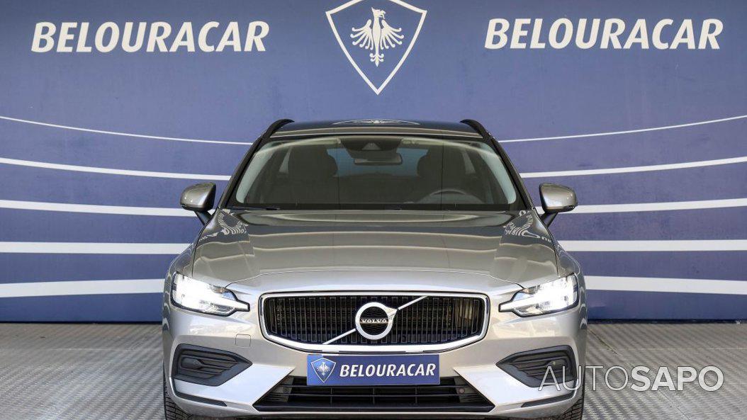 Volvo V60 2.0 B4 Momentum Geartronic de 2021