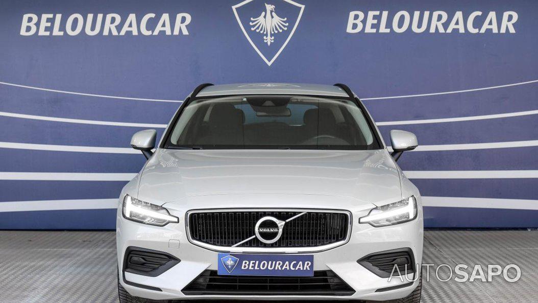 Volvo V60 2.0 B4 Momentum Geartronic de 2021