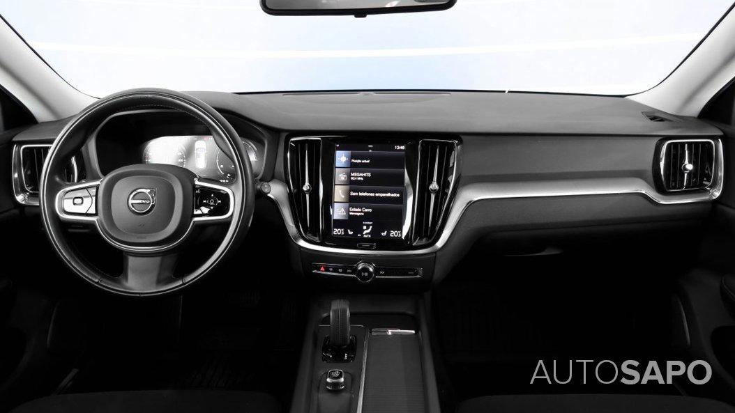 Volvo V60 2.0 B4 Momentum Geartronic de 2021