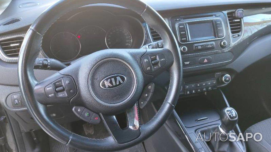 Kia Carens 1.7 CRDi ISG TX de 2017