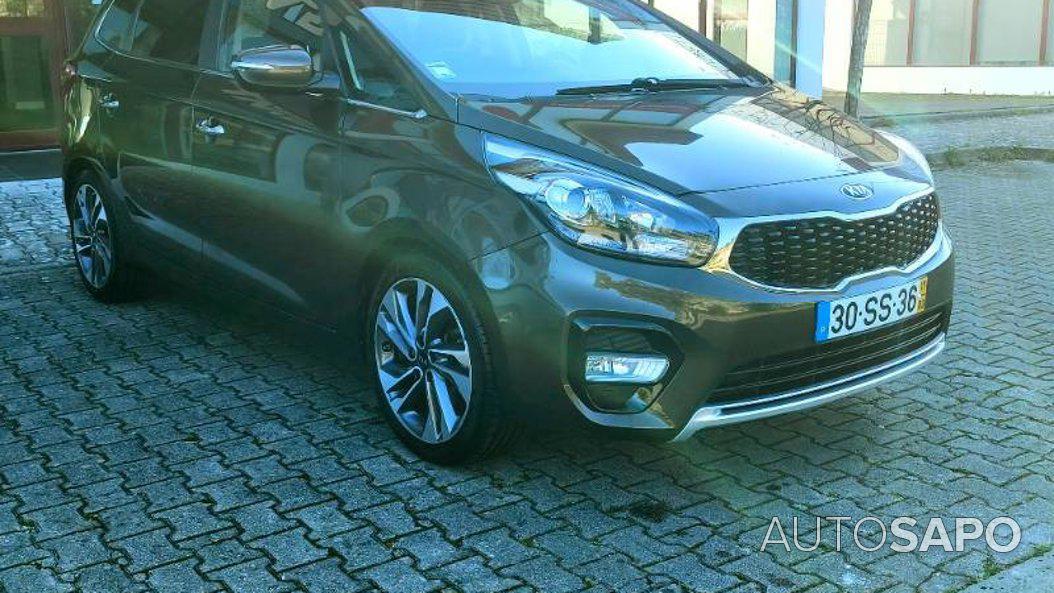 Kia Carens 1.7 CRDi ISG TX de 2017