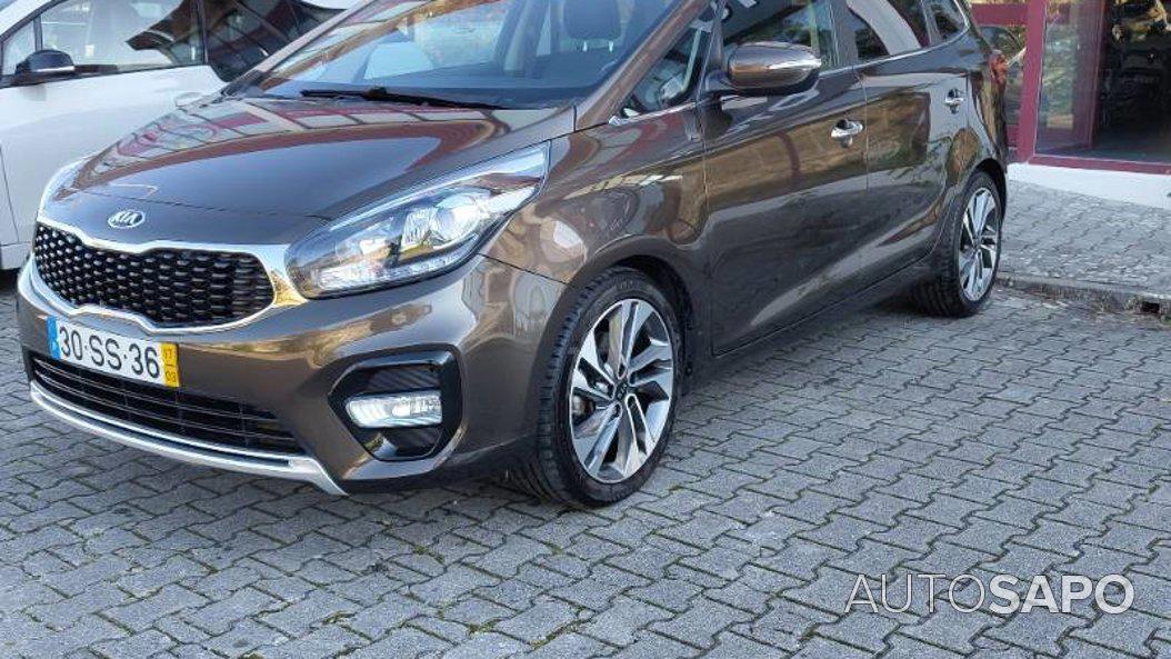 Kia Carens 1.7 CRDi ISG TX de 2017