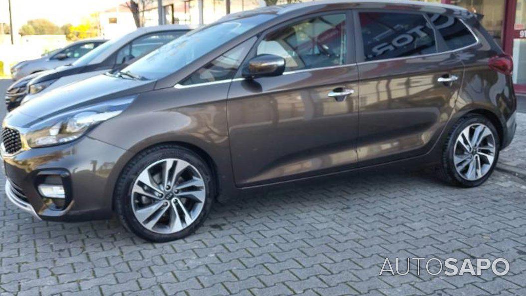 Kia Carens 1.7 CRDi ISG TX de 2017