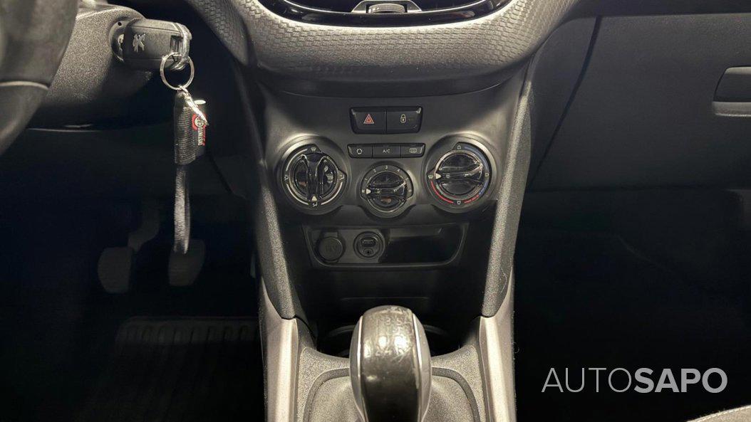 Peugeot 2008 1.6 BlueHDi Style de 2017