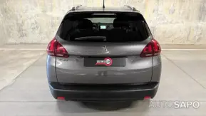 Peugeot 2008 1.6 BlueHDi Style de 2017