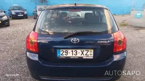 Toyota Corolla de 2004