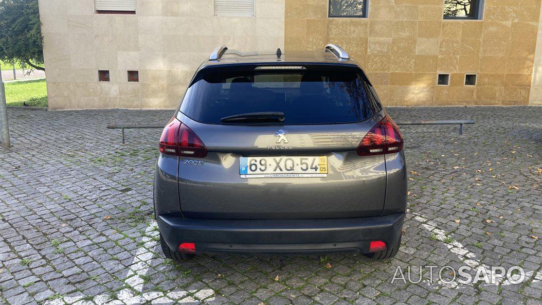 Peugeot 2008 1.2 PureTech Style de 2019