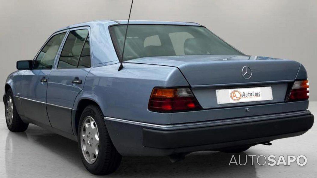 Mercedes-Benz Classe E 250 D Turbo de 1992