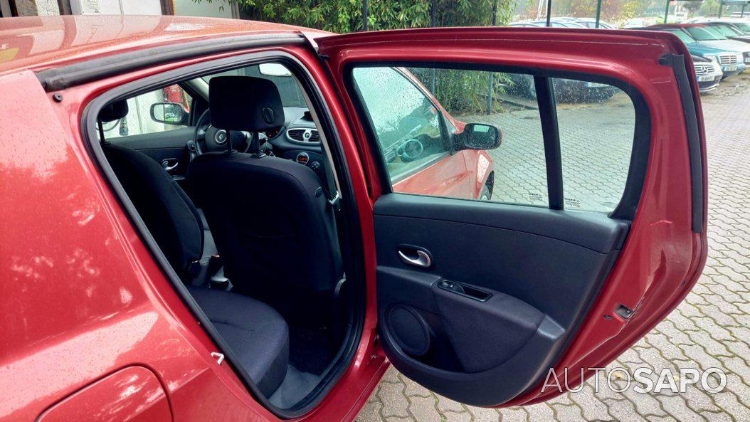 Renault Clio 1.5 dCi Privilège de 2006