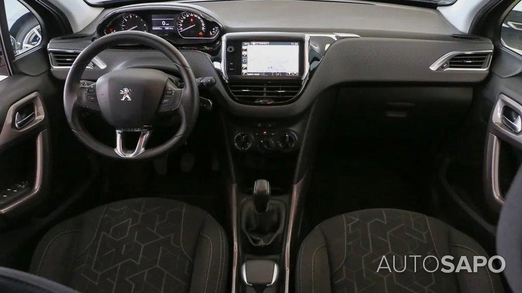 Peugeot 2008 1.6 BlueHDi Style de 2016