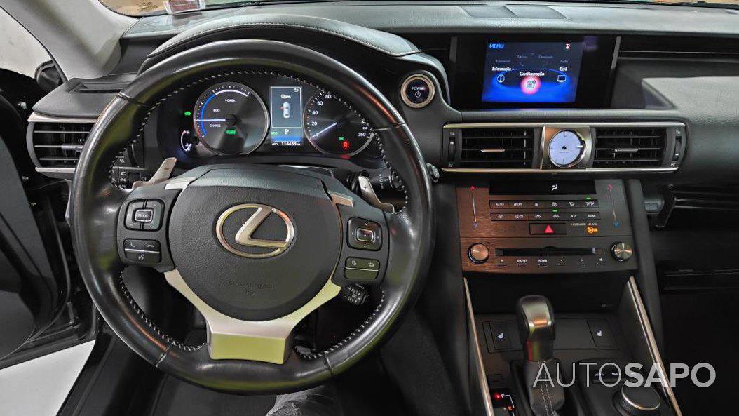 Lexus IS de 2019