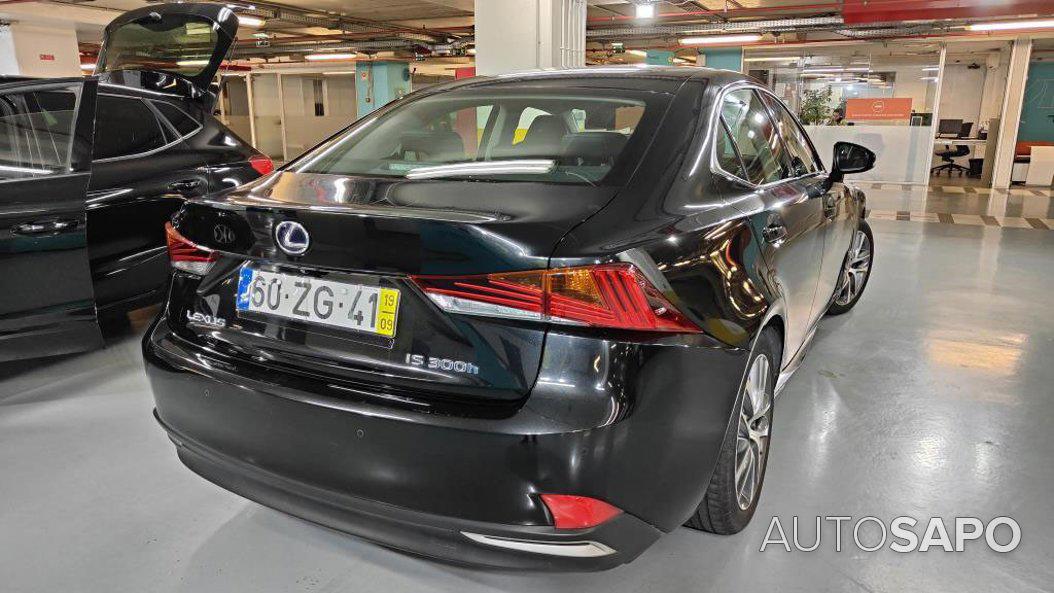 Lexus IS de 2019