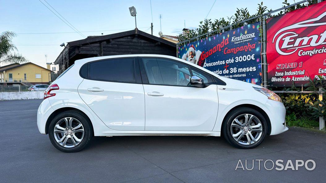 Peugeot 208 de 2014