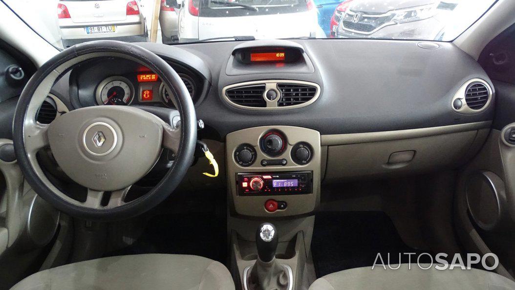 Renault Clio 1.2 16V Confort de 2006