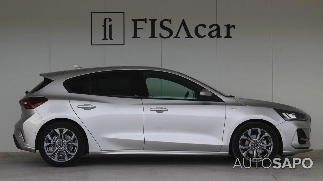 Ford Focus 1.0 EcoBoost MHEV ST-Line de 2024