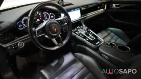 Porsche Panamera 4 E-Hybrid de 2020