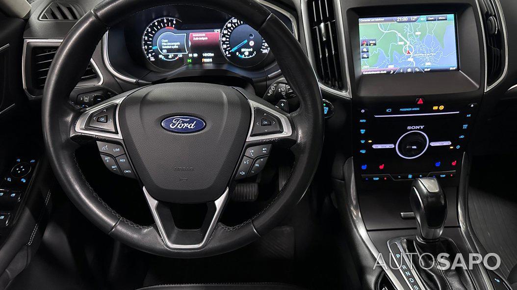 Ford Galaxy de 2015