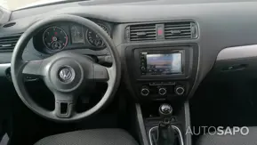 Volkswagen Jetta 1.6 TDi Confortline de 2012