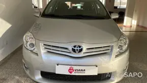 Toyota Auris 1.33 VVT-i AC de 2011