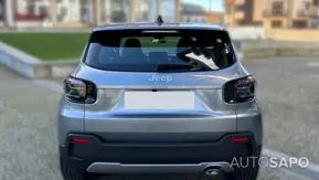 Jeep Avenger 1.2 GSE T3 Altitude de 2024