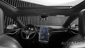 Tesla Model S 85D de 2016