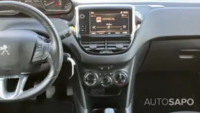 Peugeot 2008 1.2 PureTech Style de 2018