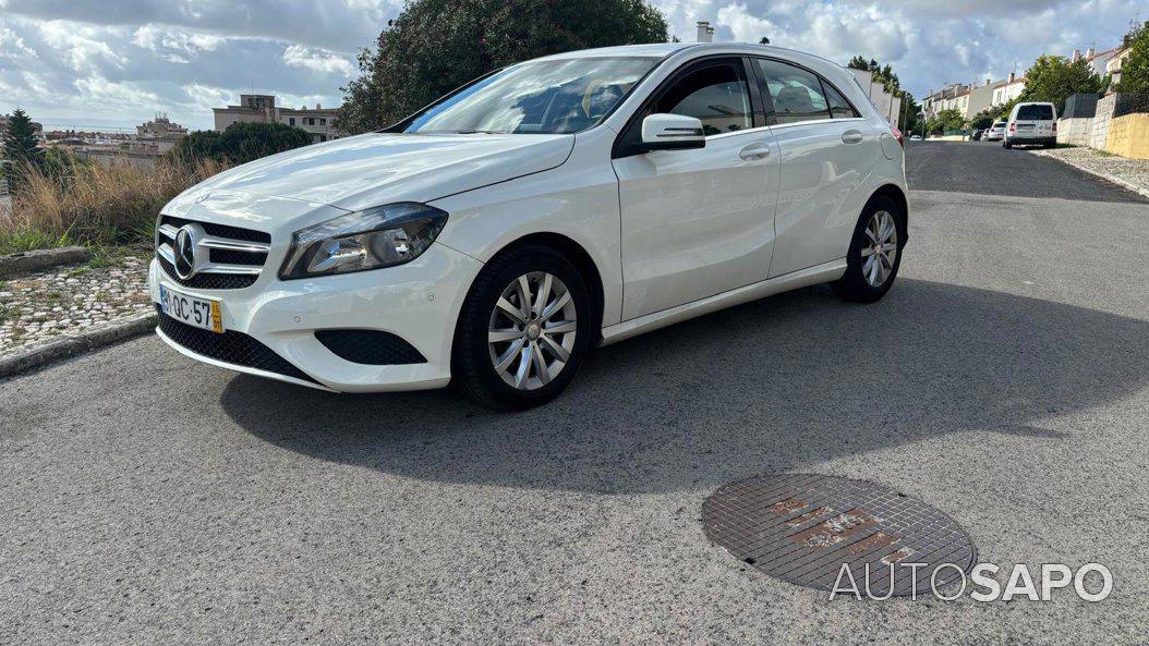 Mercedes-Benz Classe A 180 CDi BlueEfficiency Edition Style de 2015