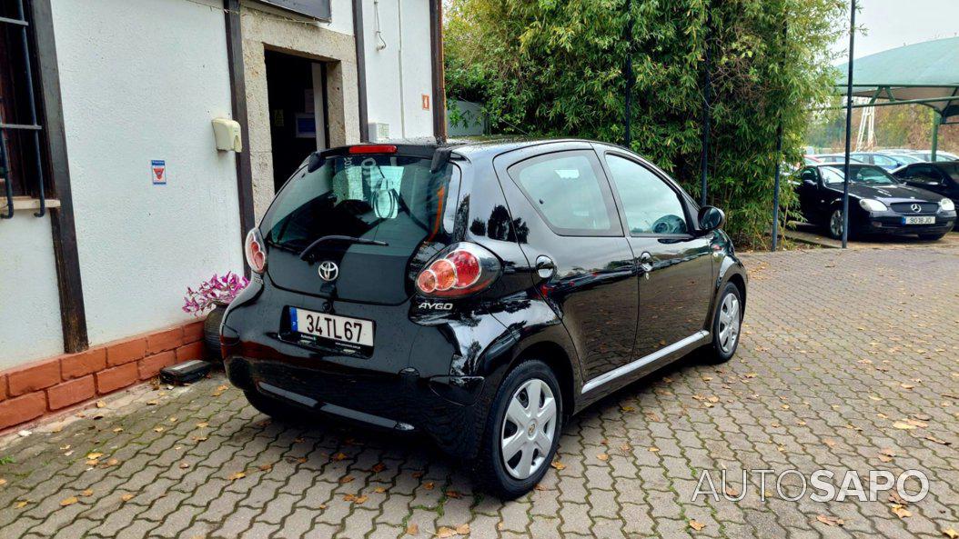 Toyota Aygo 1.0 + AC de 2010