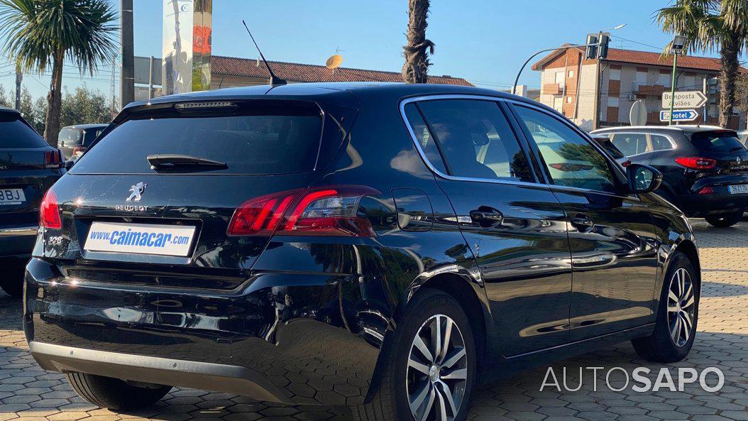 Peugeot 308 1.2 PureTech Allure EAT8 de 2020