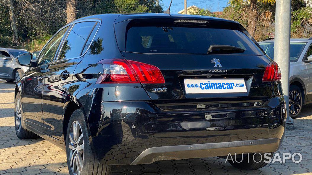 Peugeot 308 1.2 PureTech Allure EAT8 de 2020