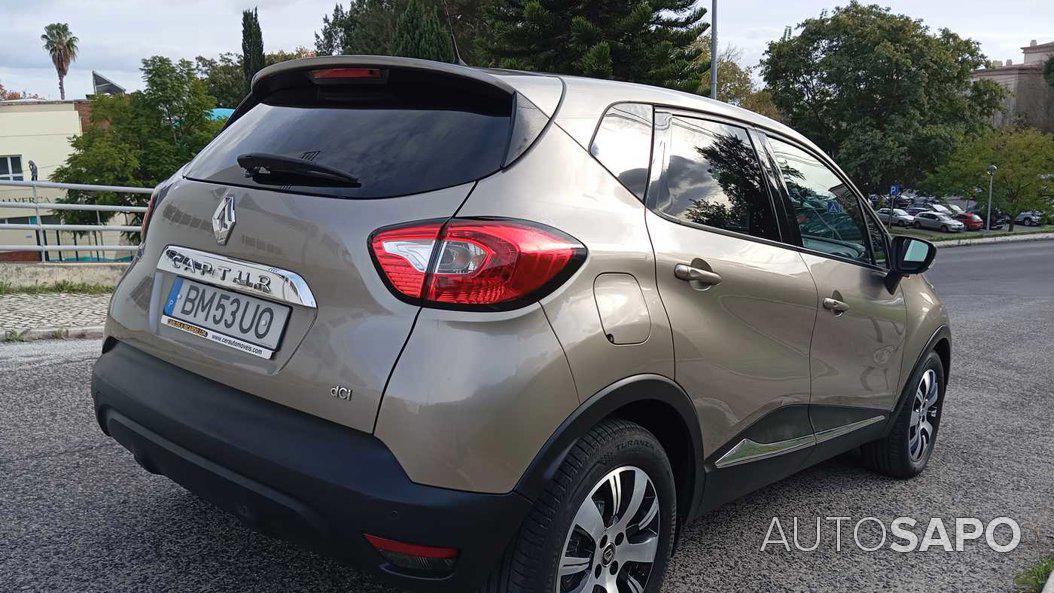 Renault Captur 1.5 dCi Exclusive C/Pneu de 2014