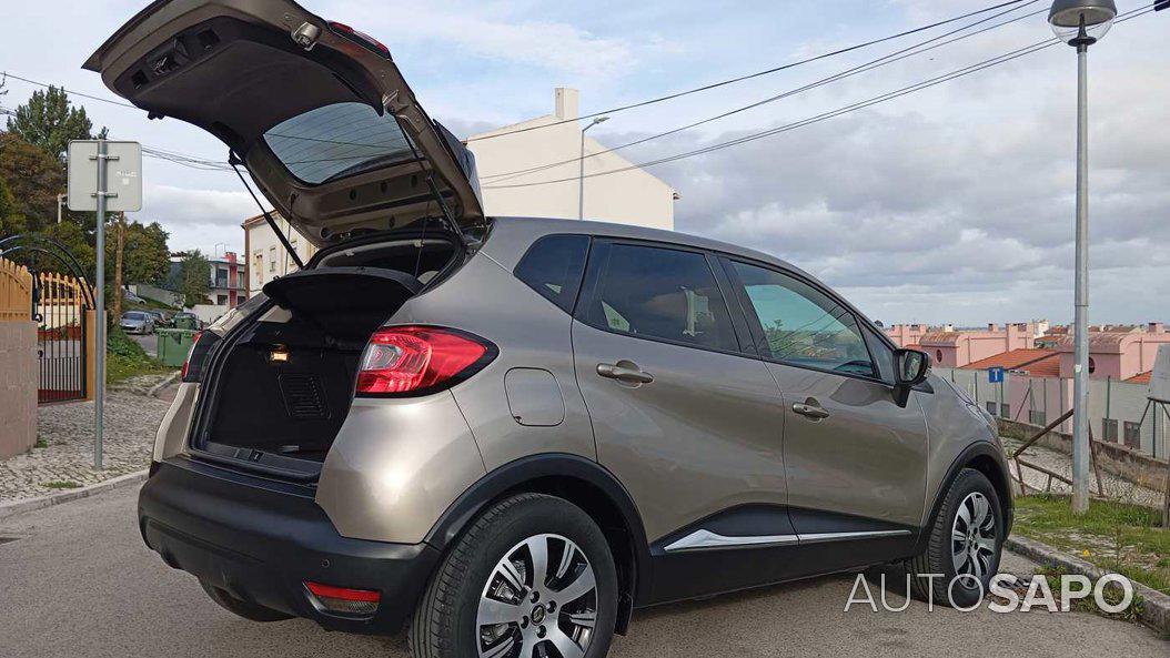 Renault Captur 1.5 dCi Exclusive C/Pneu de 2014