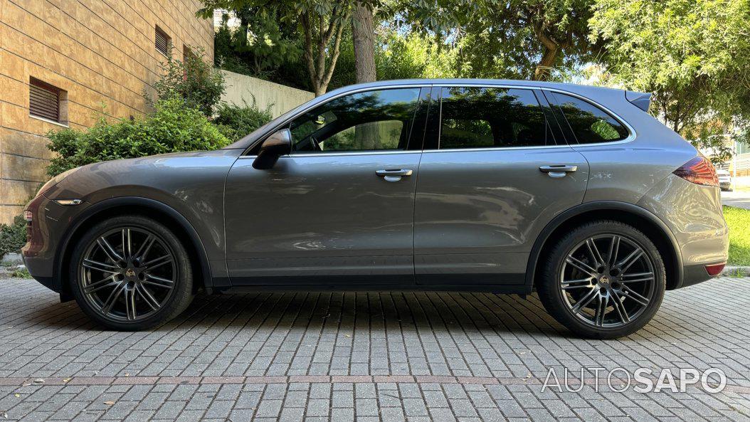 Porsche Cayenne Cayenne S Hybrid de 2011